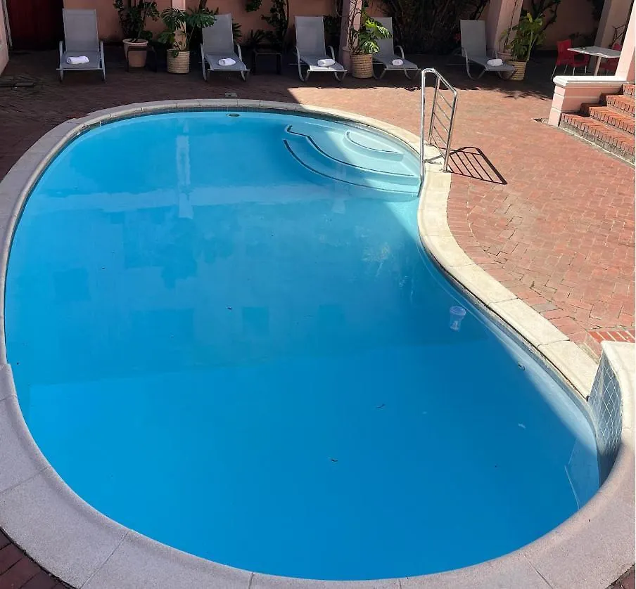 Auberge Gardens Hostel Cape Town